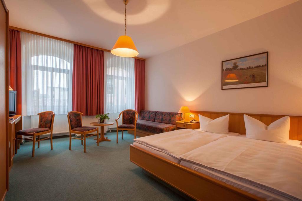 Hotel Arcus Elsterwerda Bilik gambar